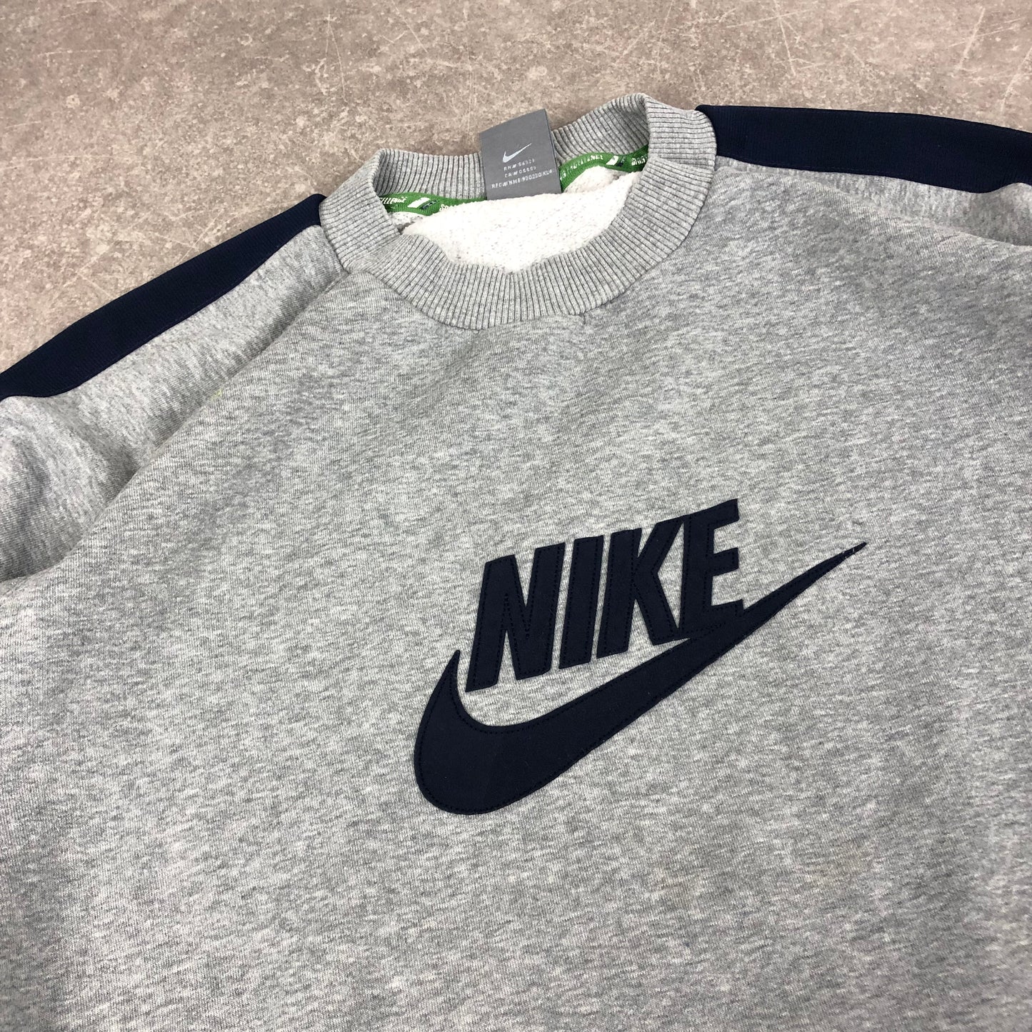 Vintage Nike Spellout Sweater (M-L)