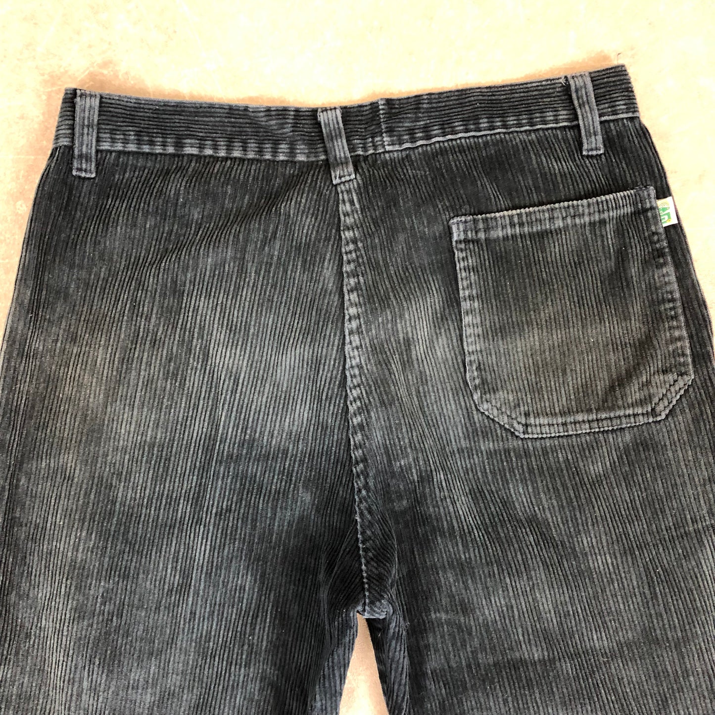 Vintage Cord Jeans (S-M)