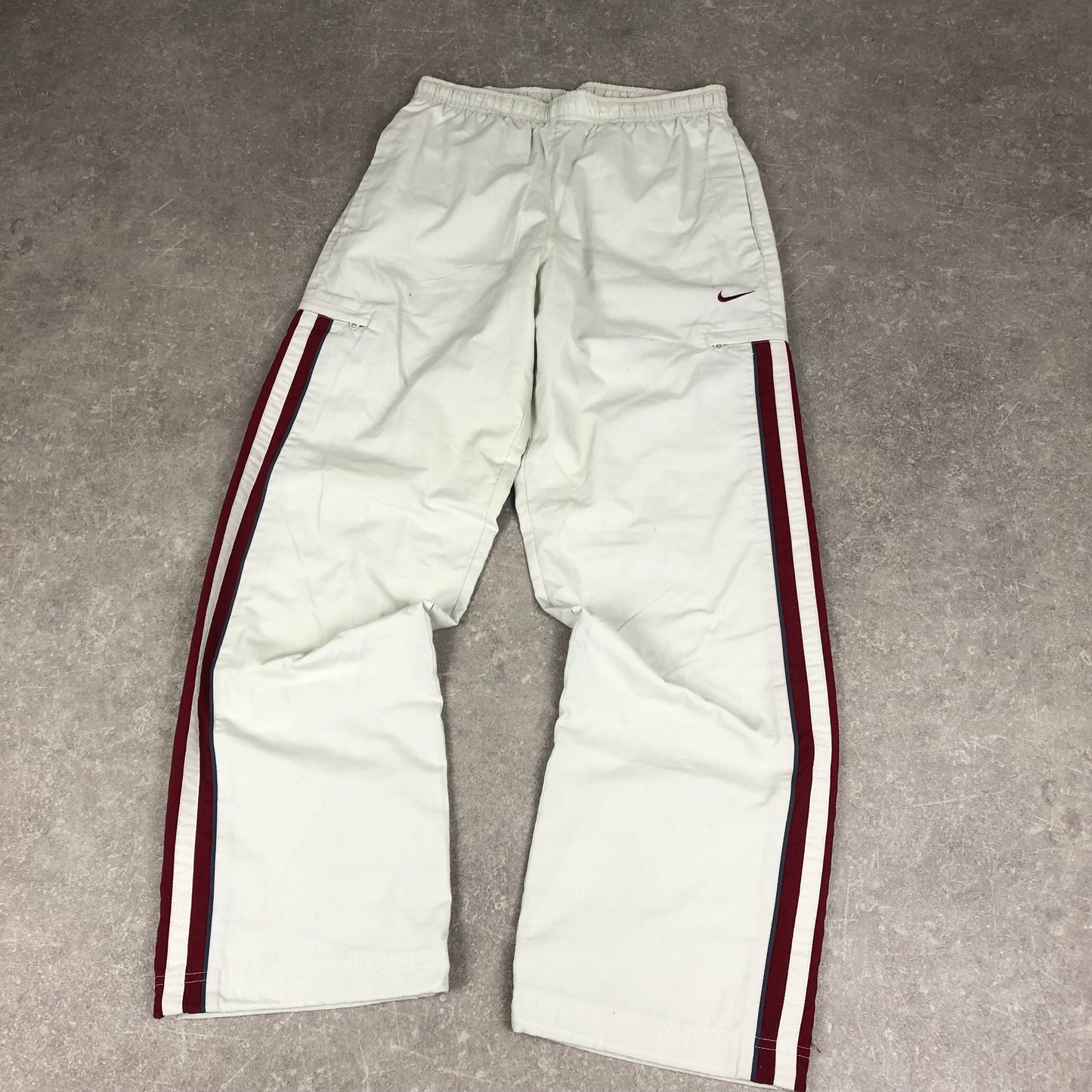 Vintage Nike Baggy Trackpants (S)