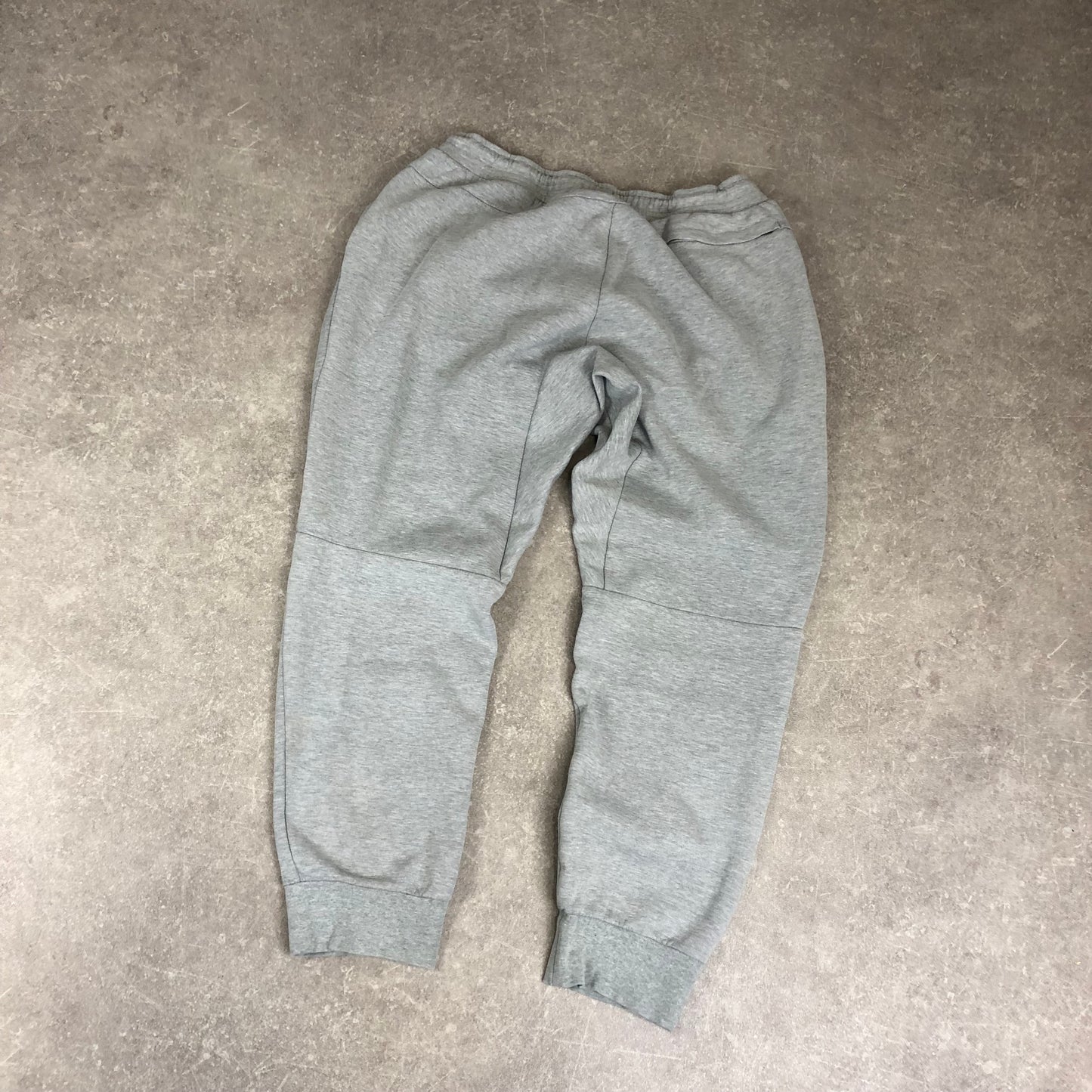 Nike Tech Fleece (XL)