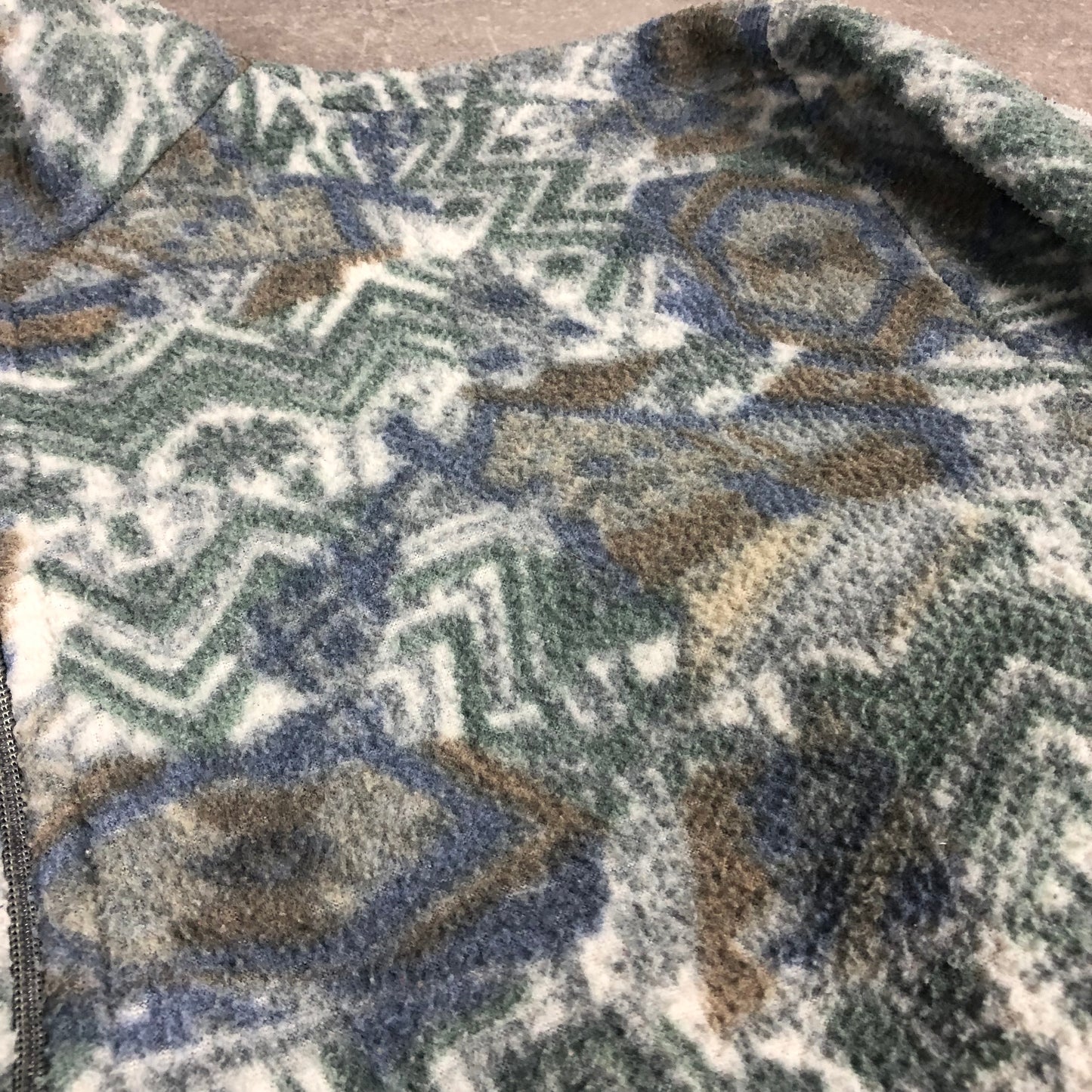 Vintage Fall Pattern Fleece (M-L)