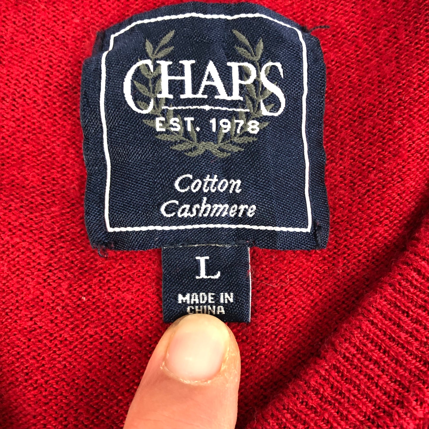 Chaps V-Neck Sweater (L)