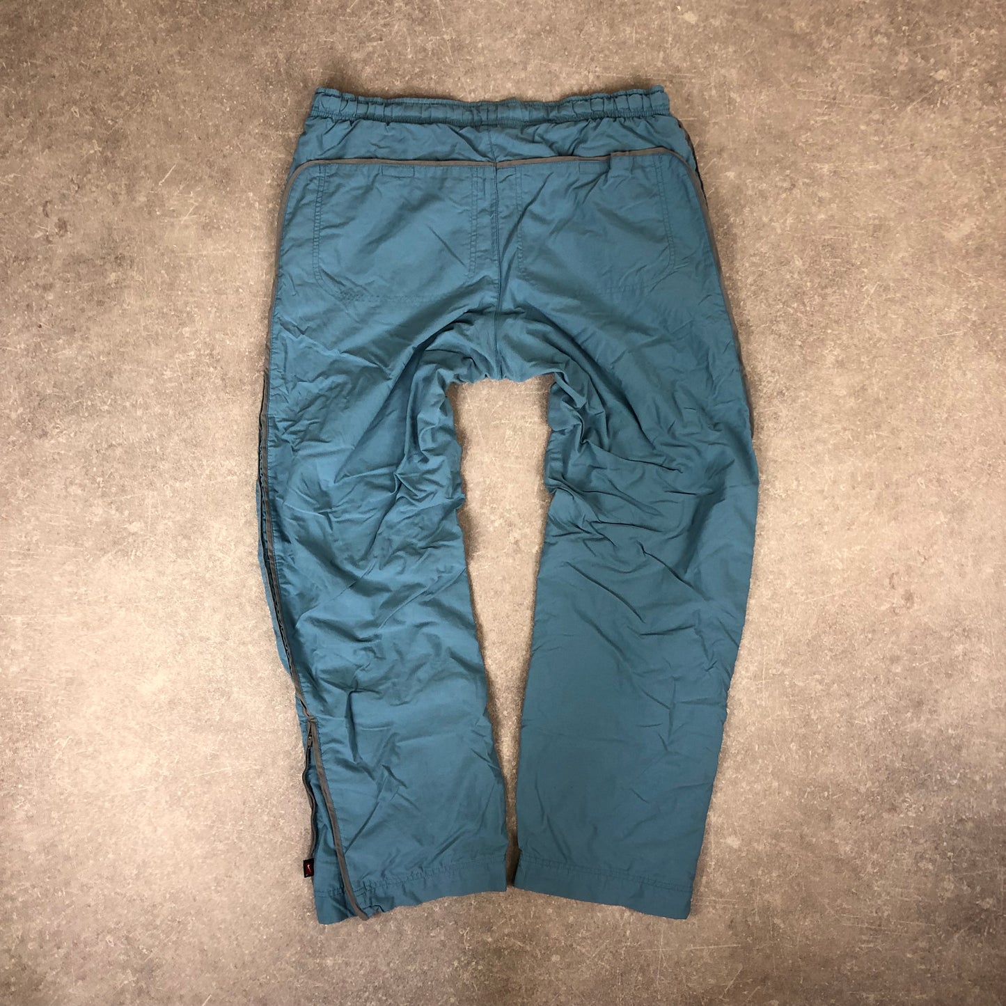 Nike Baggy Trackpants (M-L)