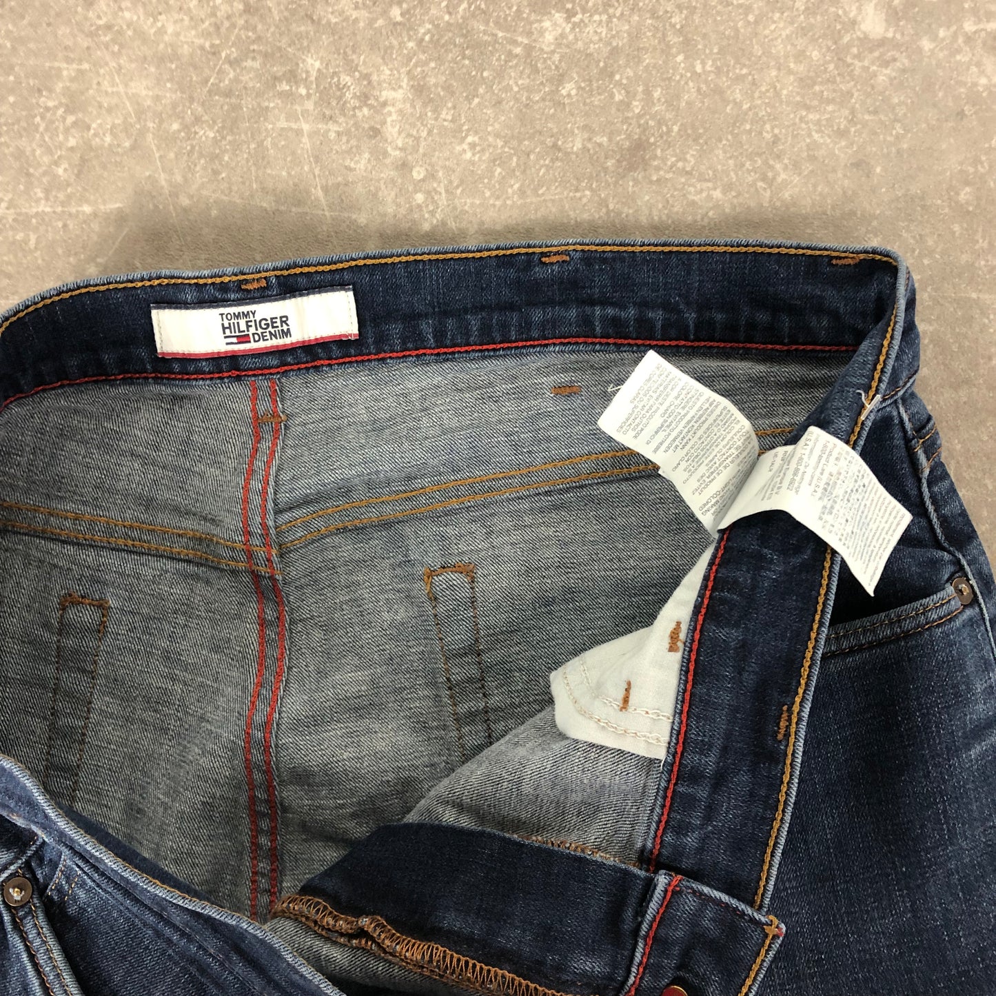 Tommy Hilfiger Baggy Jeans (M-L)