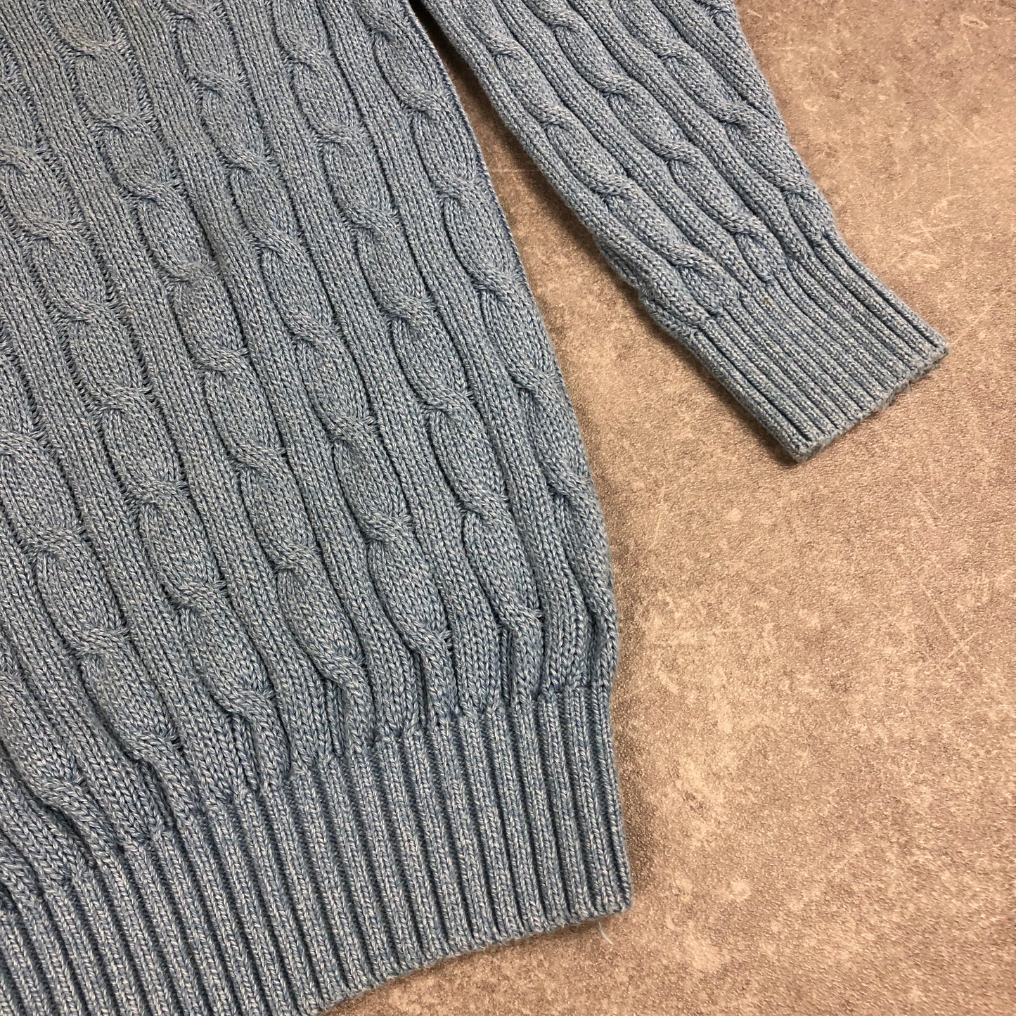 Knitwear Babyblau (L-XL)