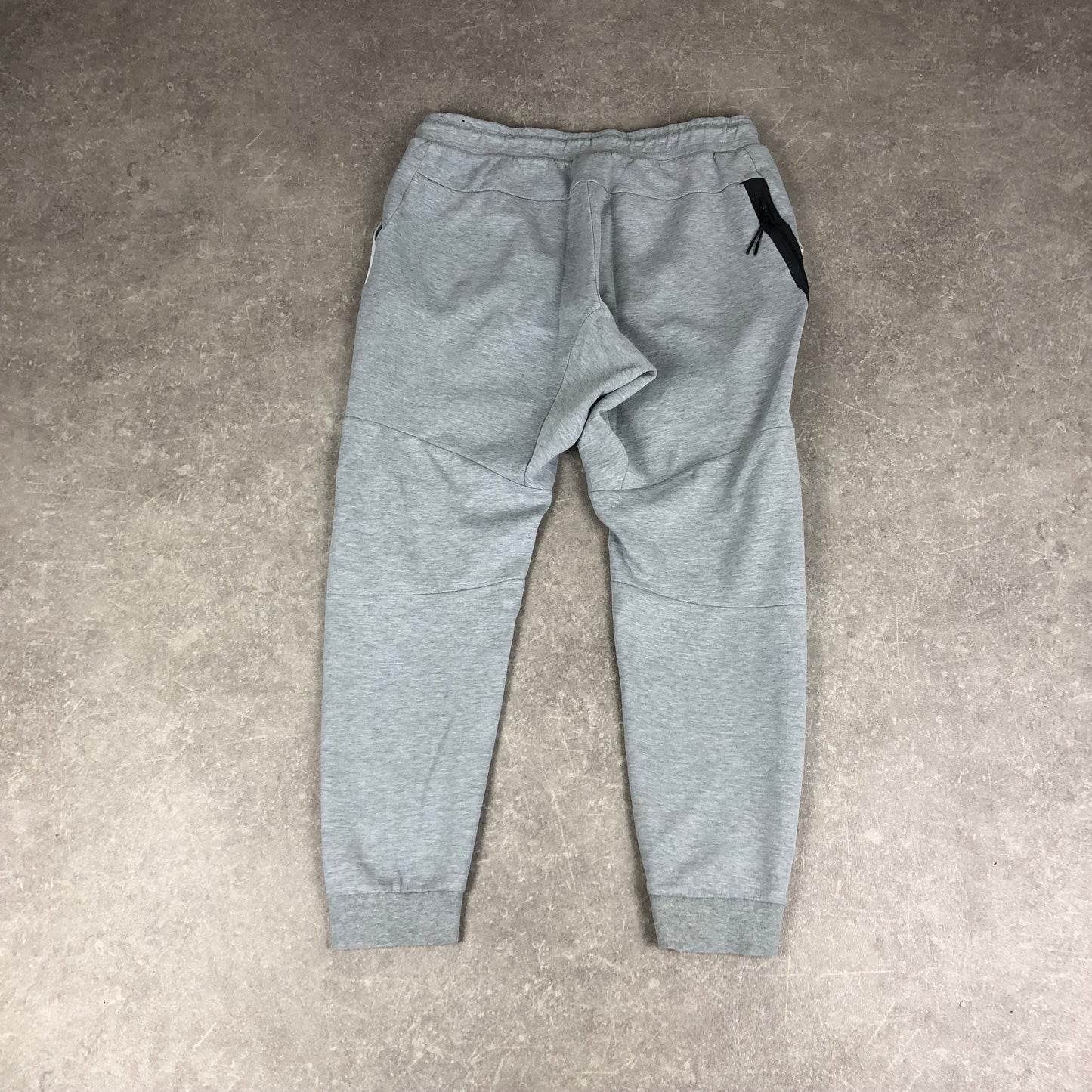 Nike Tech Fleece (L)