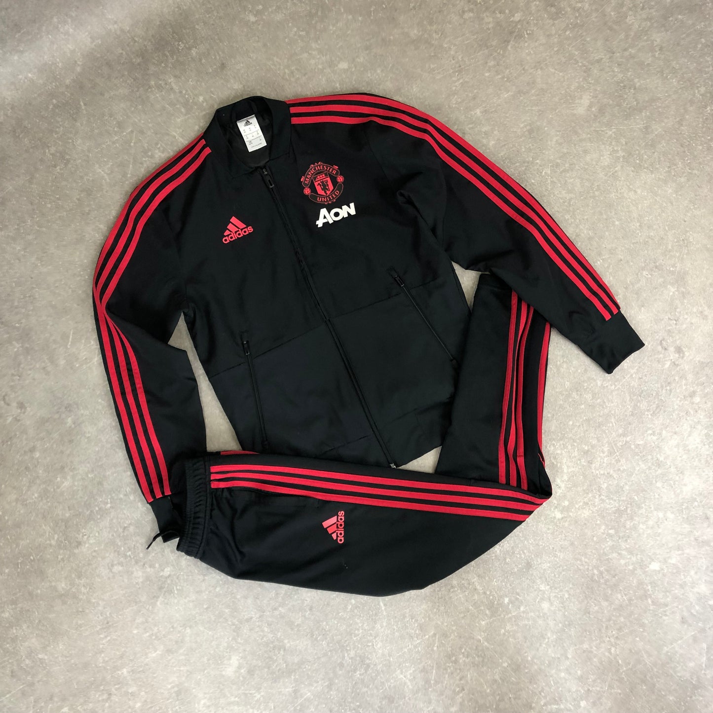 Adidas Manchester United Tracksuit (XS)