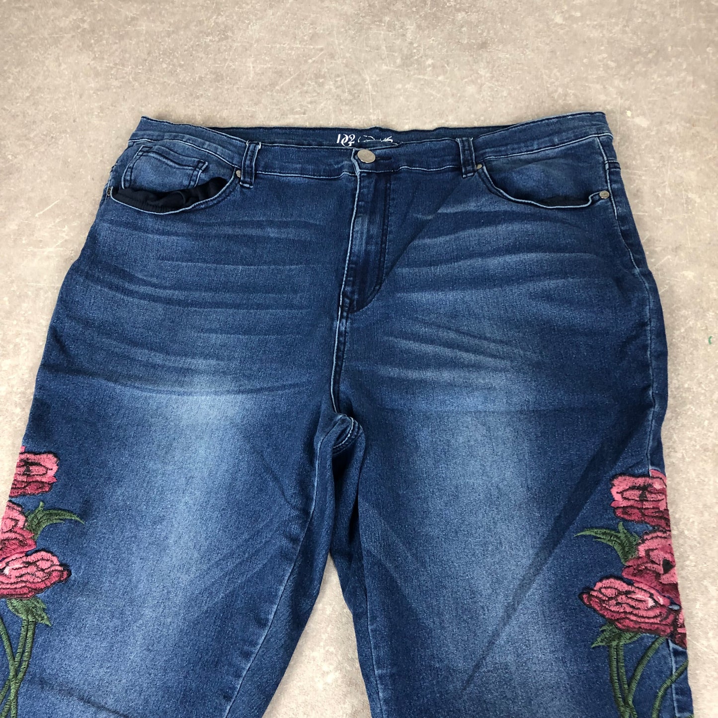 Embroidered Rose Jeans Womens (L)