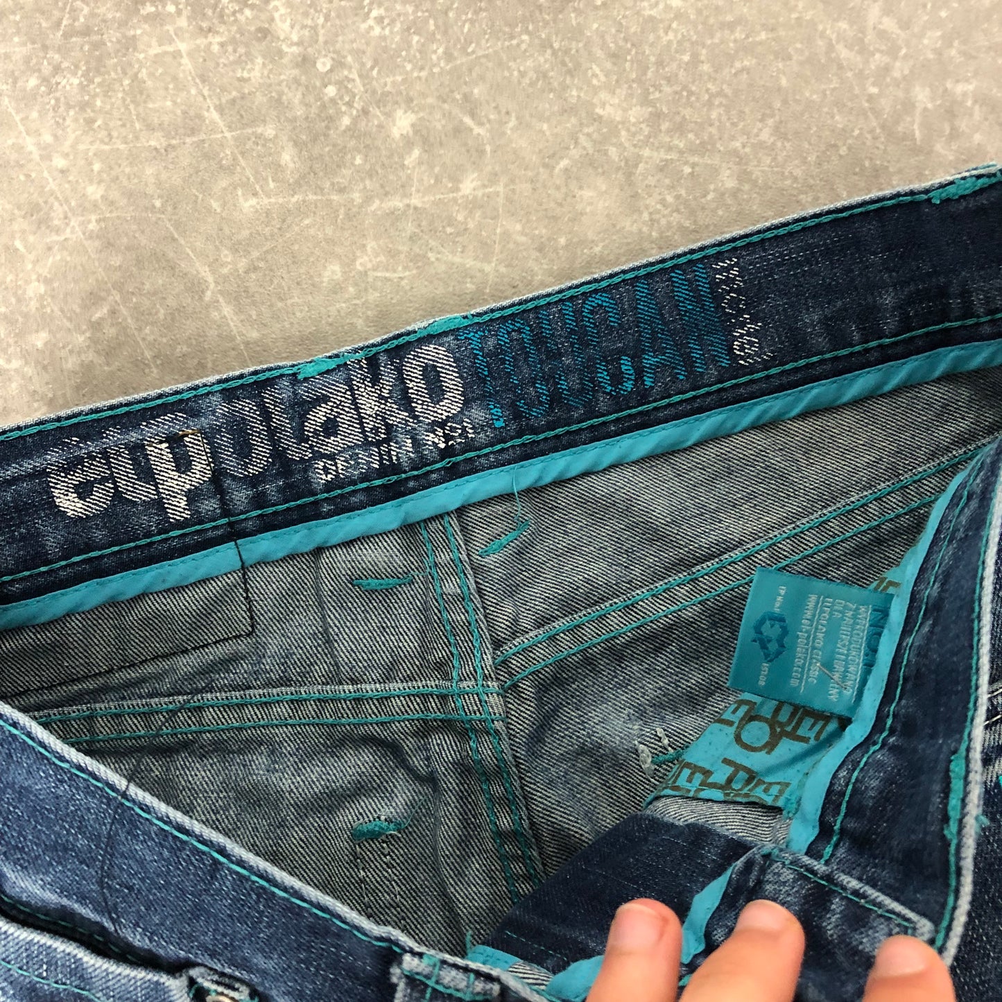 Embroidered Baggy Jeans (M)