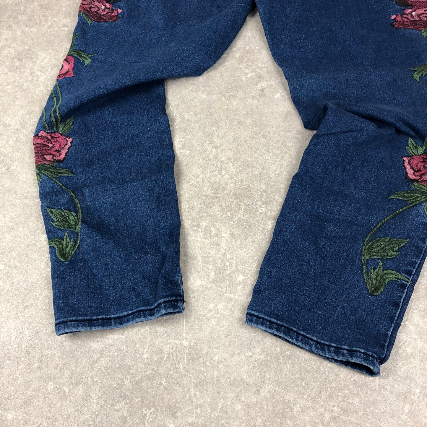 Embroidered Rose Jeans Womens (L)