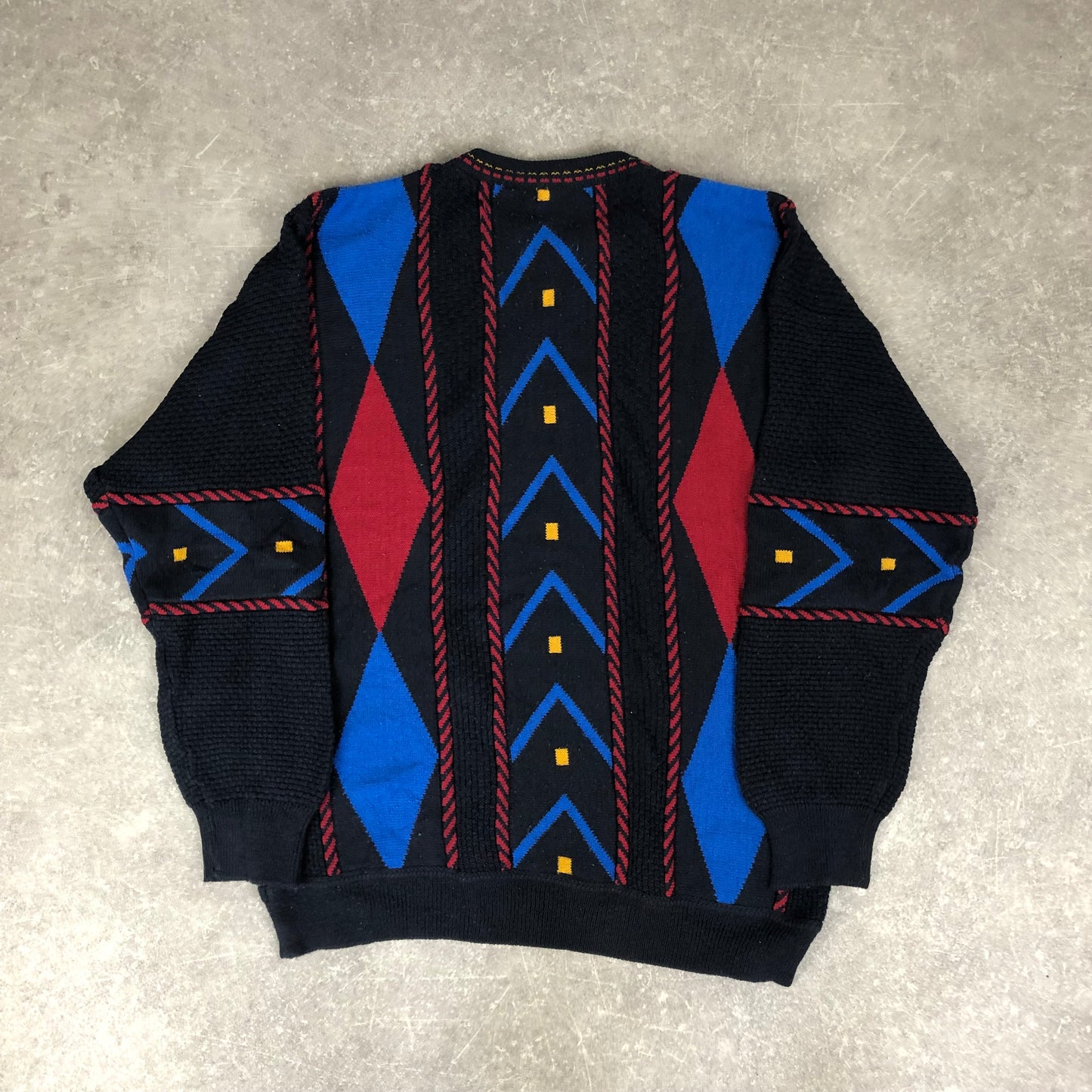 Coogi Style Sweater (M)