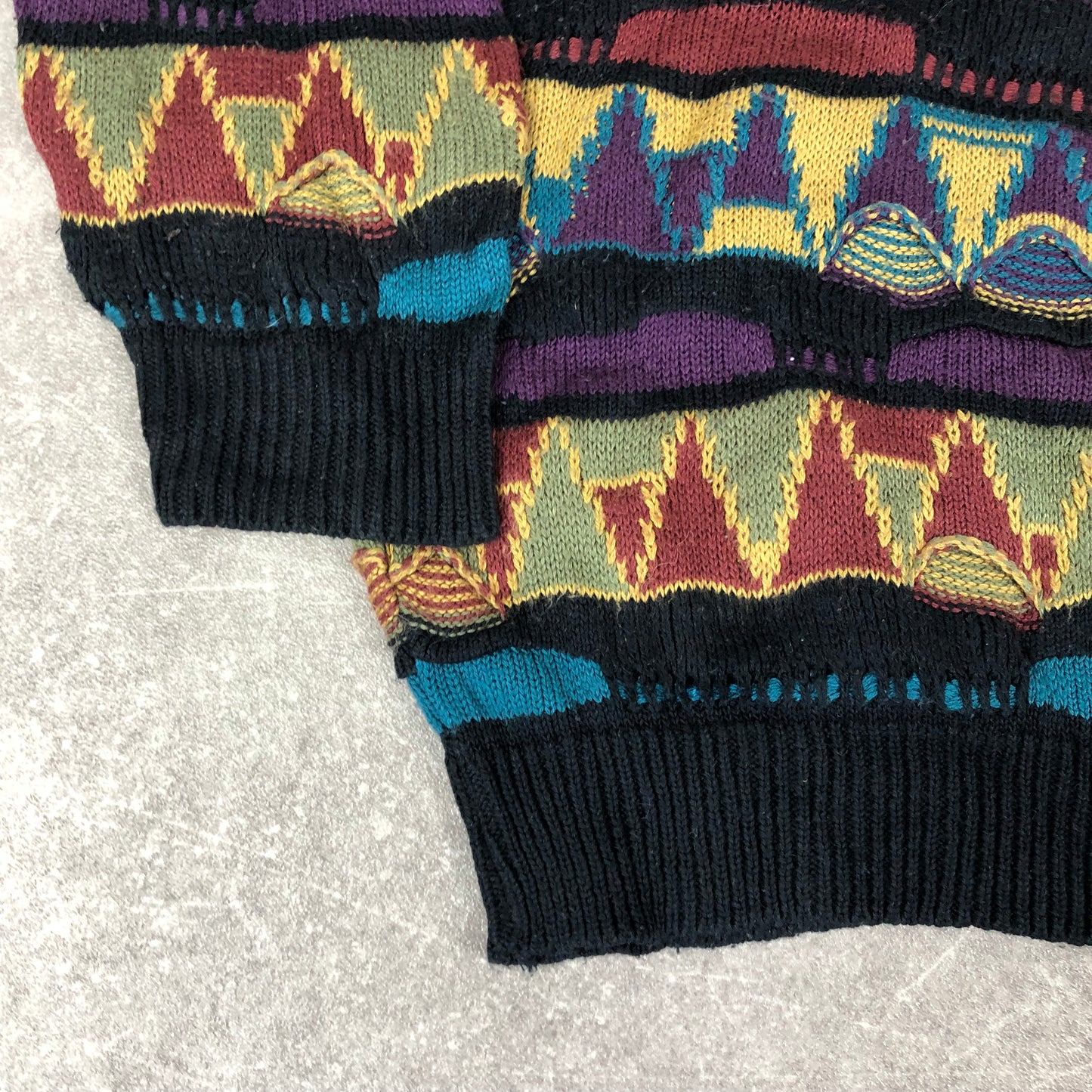 Coogi Style Sweater (M)