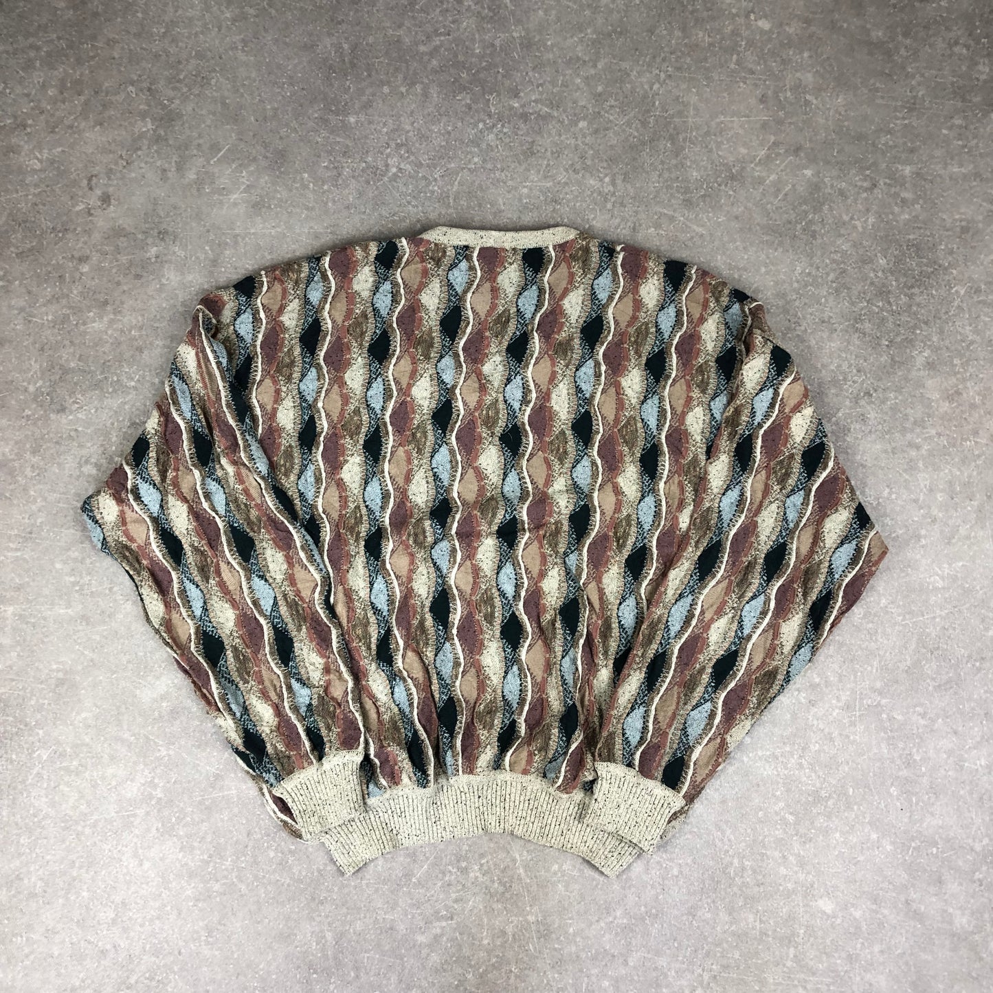 Coogi Style Sweater (M-L)