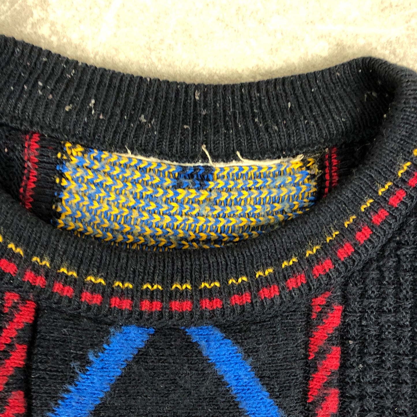 Coogi Style Sweater (M)